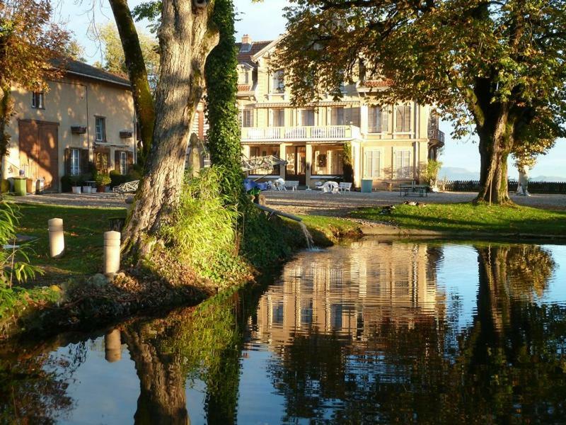 La Garde Chambres D'Hotes Charancieu Bagian luar foto